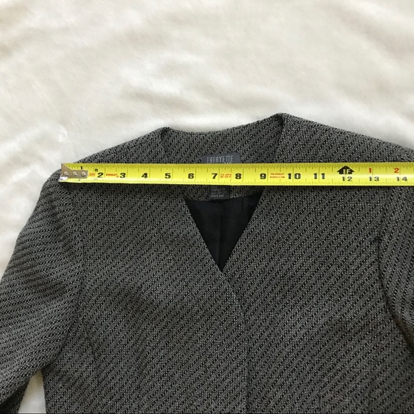 Lafayette 148 New York collarless Blazer-petite 2 - Picture 5 of 10